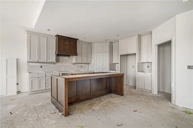 $752,975 | 8937 Shady Bend Road, Lenexa, KS 66227