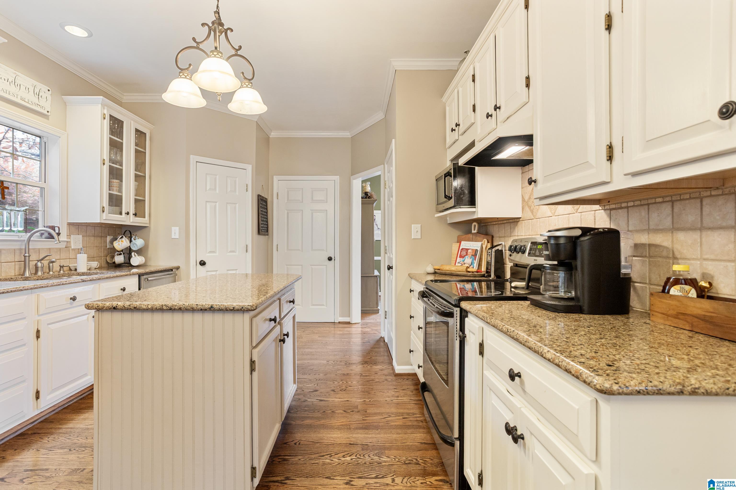 109 Longfeather Circle Alabaster, AL 35007 - Photo 14 of 49