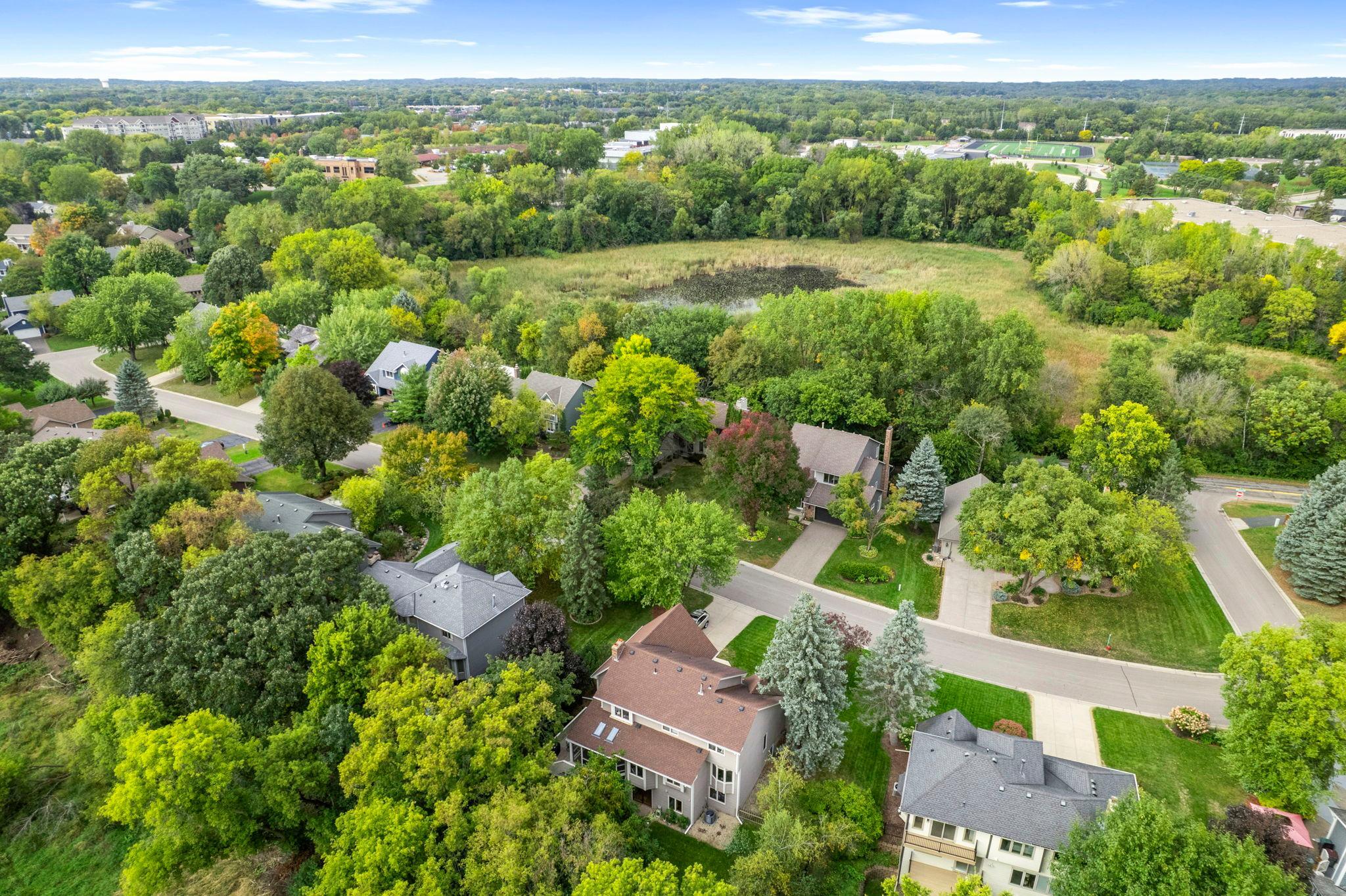 15588 Canyon Ridge Eden Prairie, MN 55347 - Photo 50 of 60 Gallery Image 50