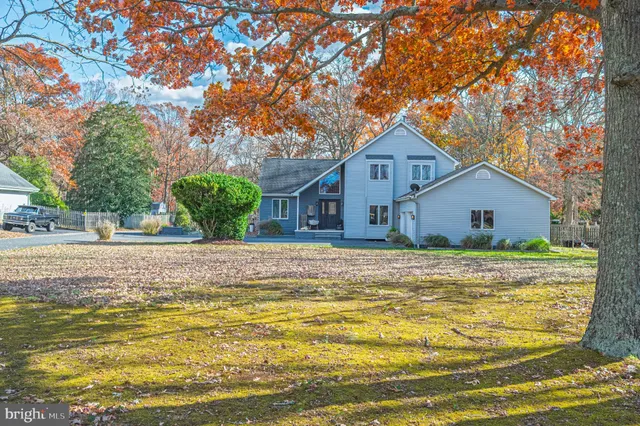 a house view with a outdoor space