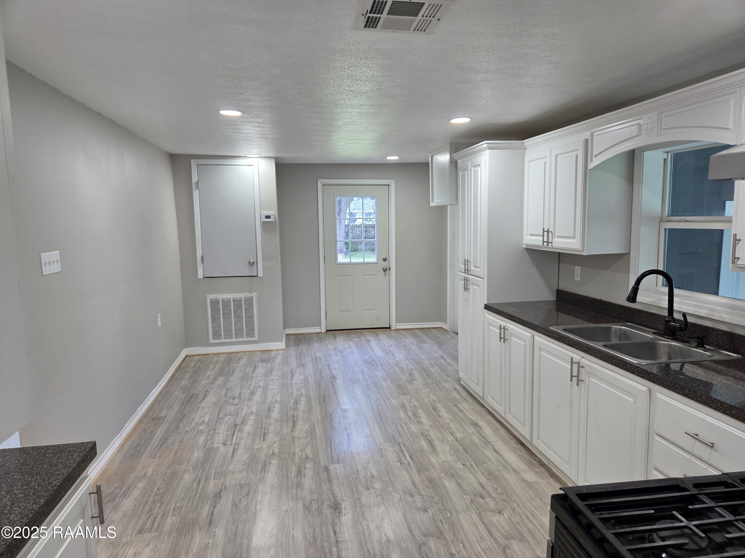 814 Howard Street Jennings, LA 70546 - Photo 6 of 14 20250902_134510