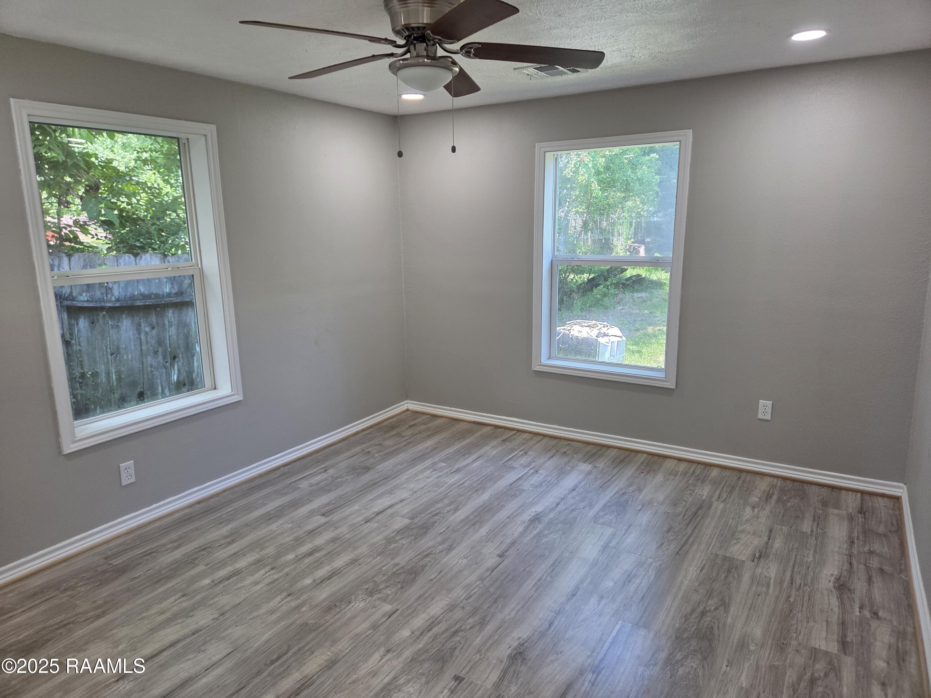 814 Howard Street Jennings, LA 70546 - Photo 10 of 14 20250902_134659