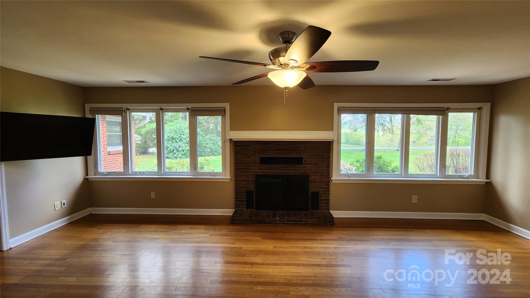 117 Fairmont Road Candler, NC 28715 - Photo 12 of 24 Gallery Image 12