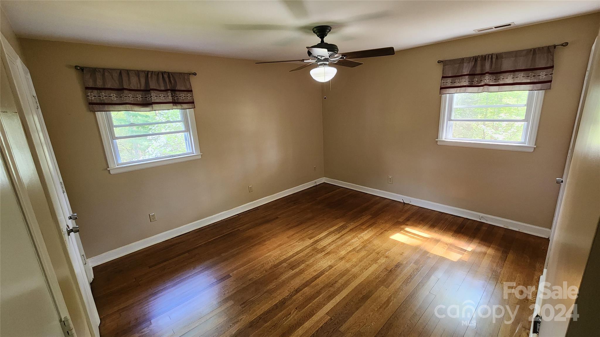 117 Fairmont Road Candler, NC 28715 - Photo 15 of 24 Gallery Image 15