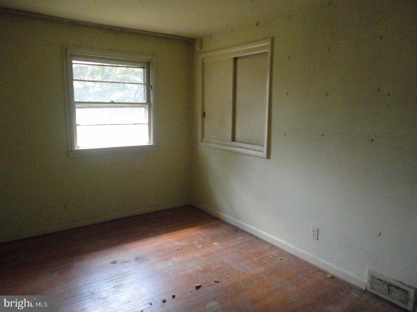 623 Hoyt Road Huntingdon Valley, PA 19006 - Photo 8 of 19