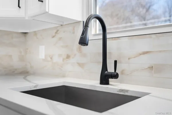 a close view of sink