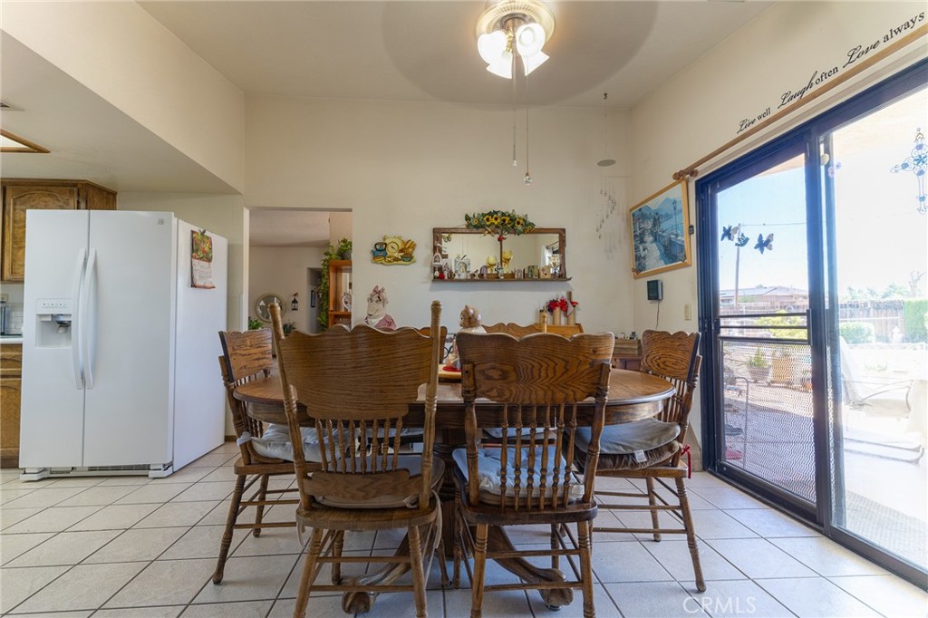 16058 Venango Road Apple Valley, CA 92307 - Photo 7 of 57
