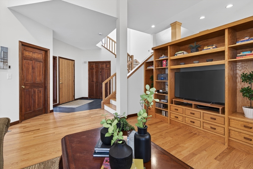 23 Greybirch Road Andover, MA 01810 - Photo 6 of 42