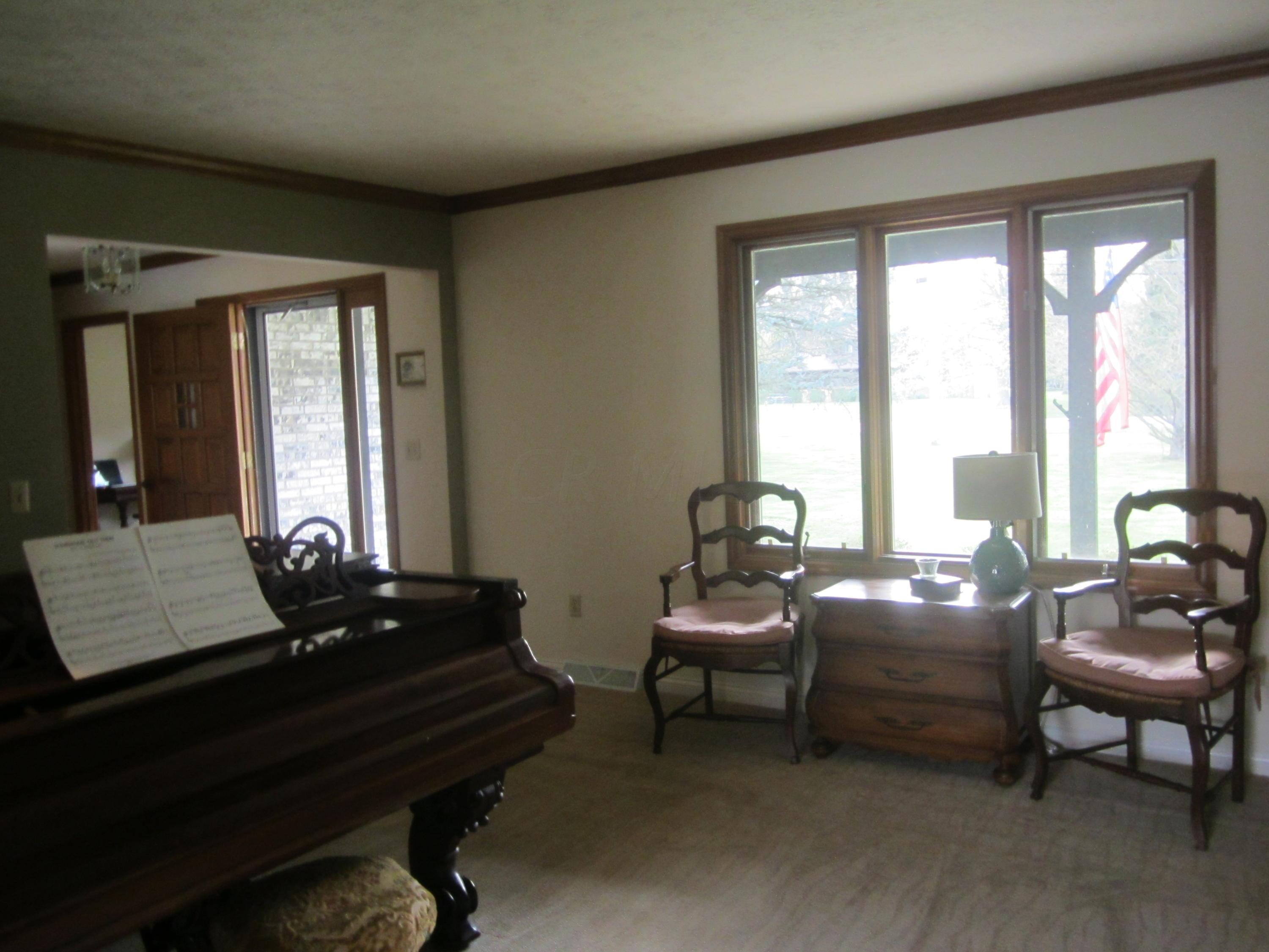 7214 Lee Road Westerville, OH 43081 - Photo 18 of 53 Gallery Image 18