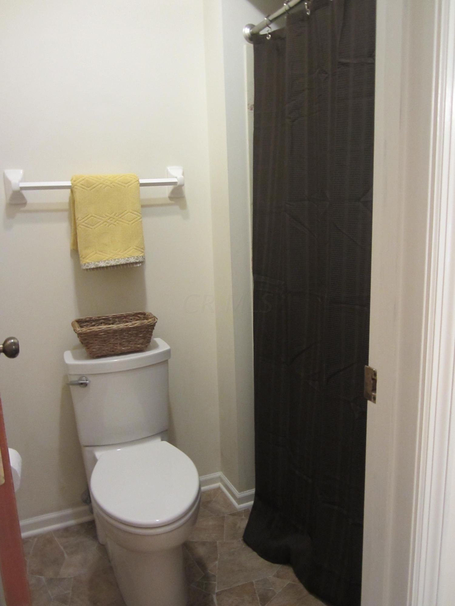 7214 Lee Road Westerville, OH 43081 - Photo 47 of 53 Gallery Image 47
