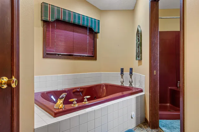 $759,900 | 780 Aniwa Lane, Nekoosa, WI 54457