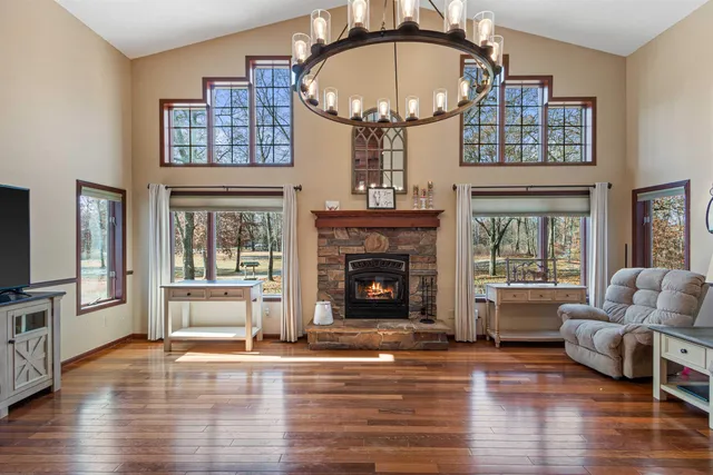 $759,900 | 780 Aniwa Lane, Nekoosa, WI 54457