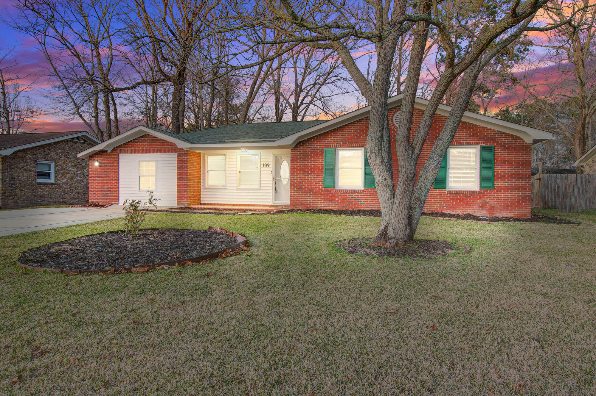 109 Waring Road Summerville, SC 29485 - Photo 1 of 30 109 Waring Rd