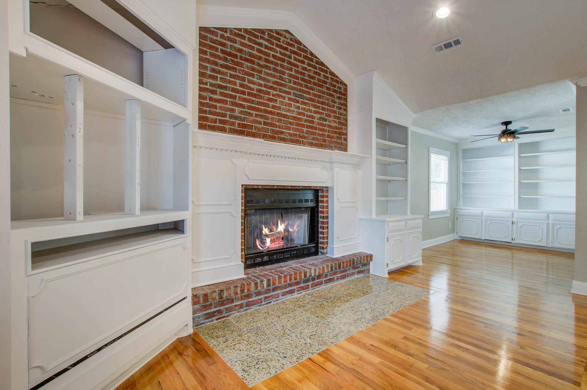 109 Waring Road Summerville, SC 29485 - Photo 17 of 30 Family Room