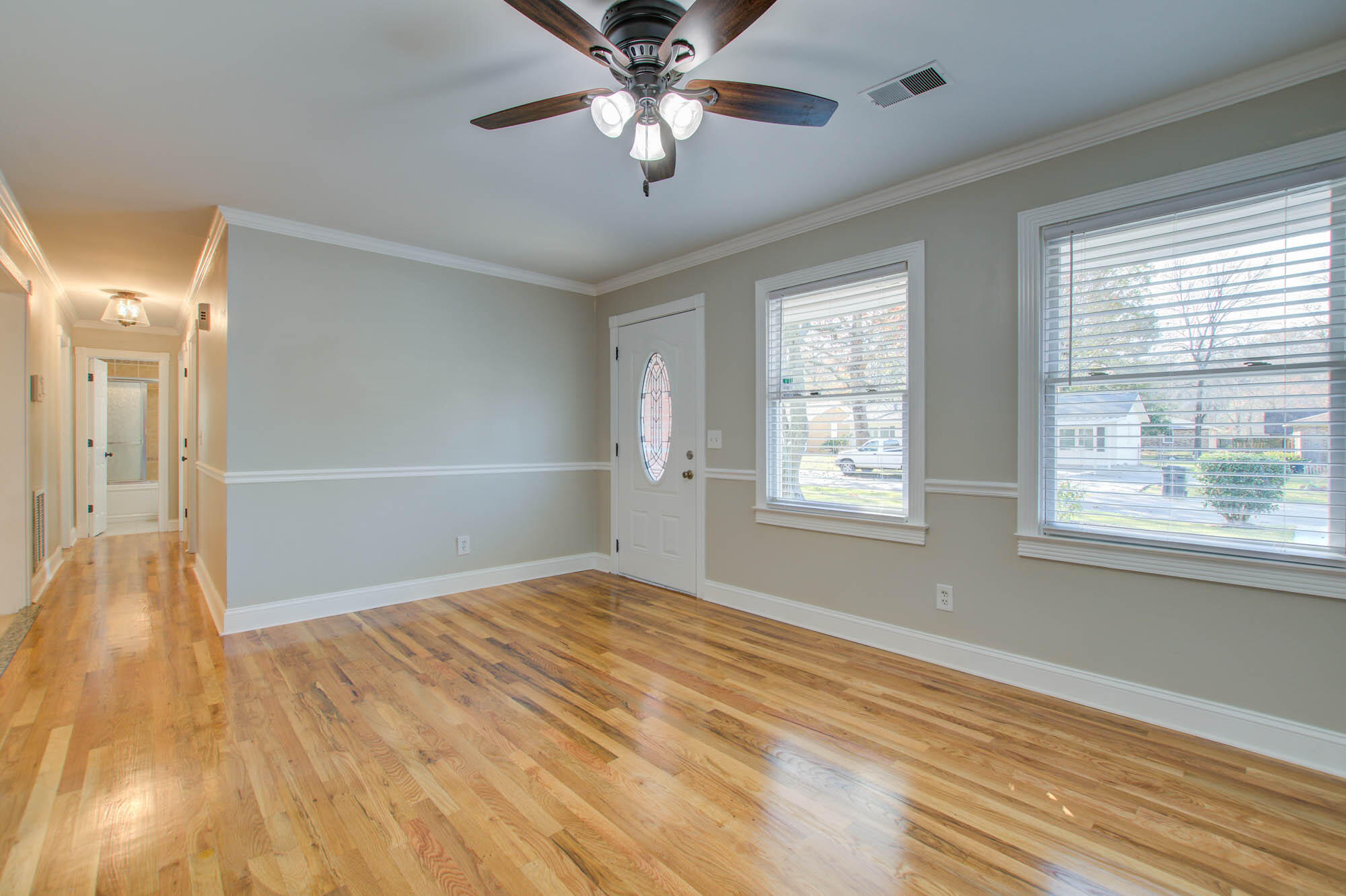 109 Waring Road Summerville, SC 29485 - Photo 5 of 30 Front Living Room