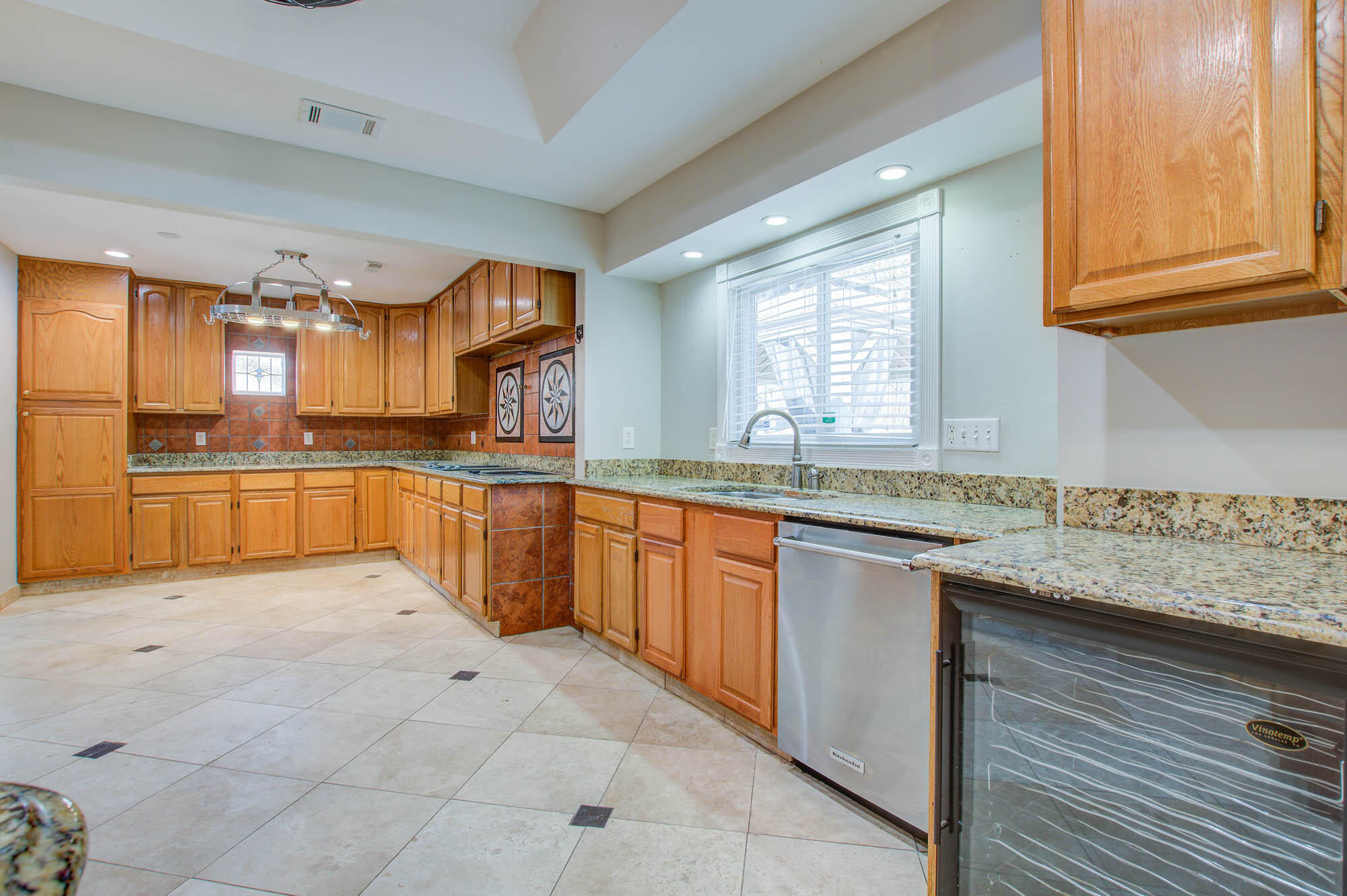 109 Waring Road Summerville, SC 29485 - Photo 9 of 30 Kitchen