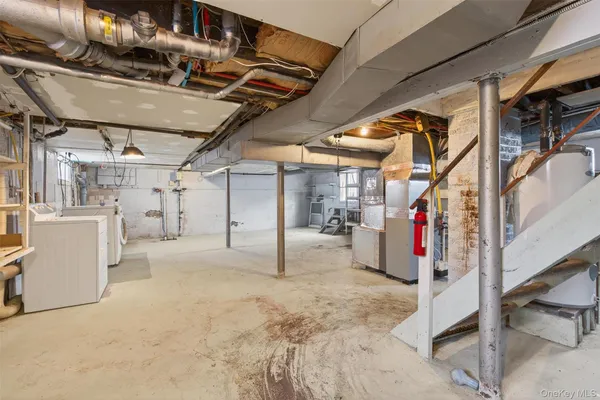 $249,999 | 18-20 Bedford Avenue, Middletown, NY 10940