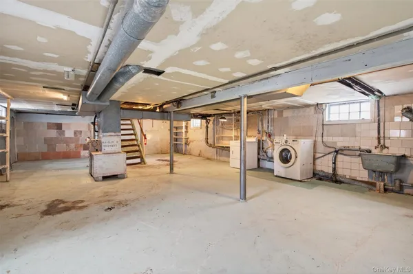 $249,999 | 18-20 Bedford Avenue, Middletown, NY 10940