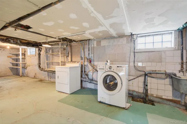 $249,999 | 18-20 Bedford Avenue, Middletown, NY 10940