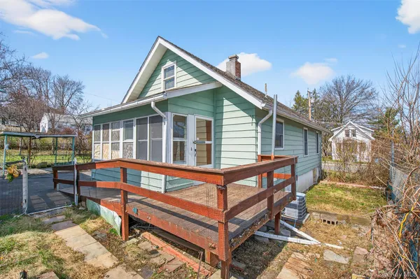 $249,999 | 18-20 Bedford Avenue, Middletown, NY 10940