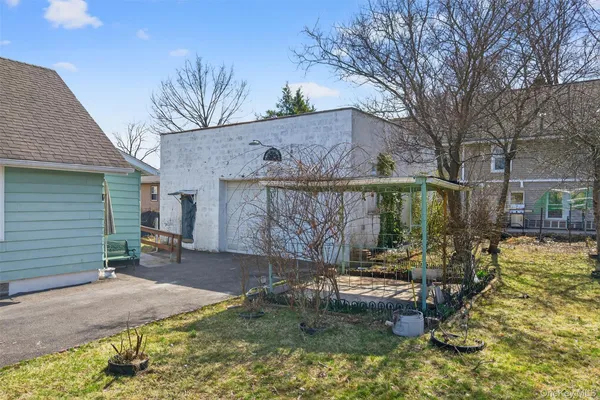 $249,999 | 18-20 Bedford Avenue, Middletown, NY 10940