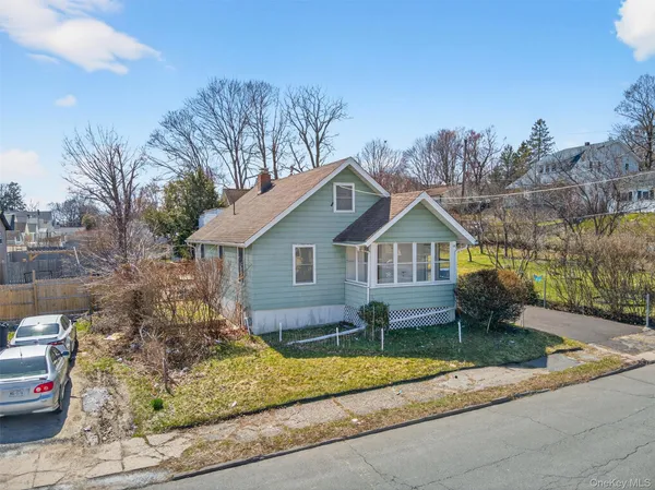 $249,999 | 18-20 Bedford Avenue, Middletown, NY 10940