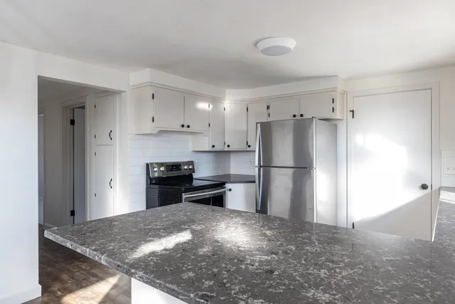 $690,000 | N5598 State Road, Black Creek, WI 54106