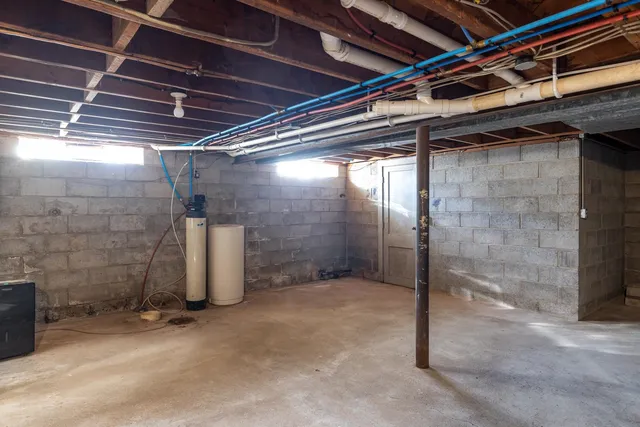 $690,000 | N5598 State Road, Black Creek, WI 54106