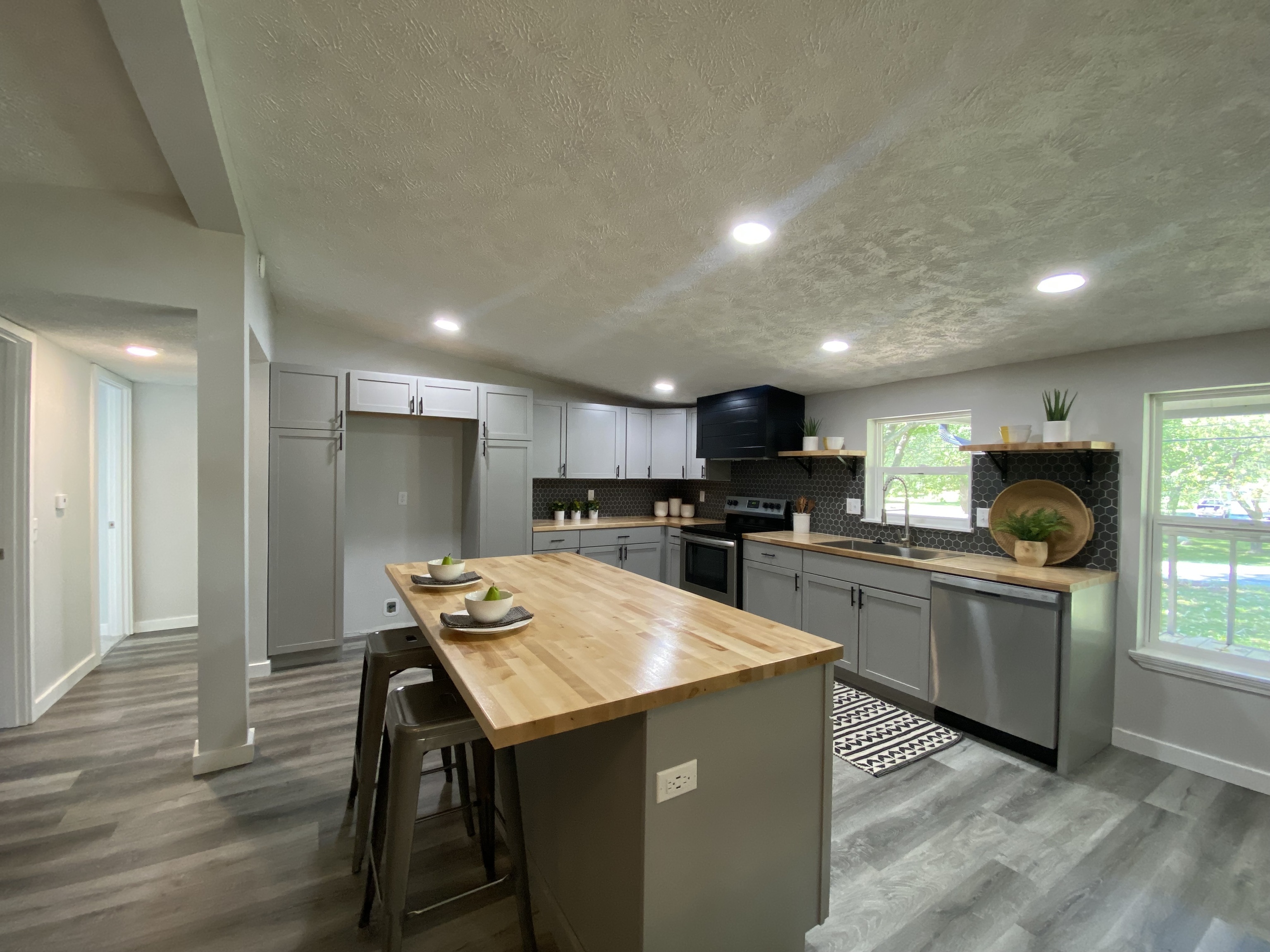 8435 Knapp Road Indianapolis, IN 46259 - Photo 33 of 73 Gallery Image 33