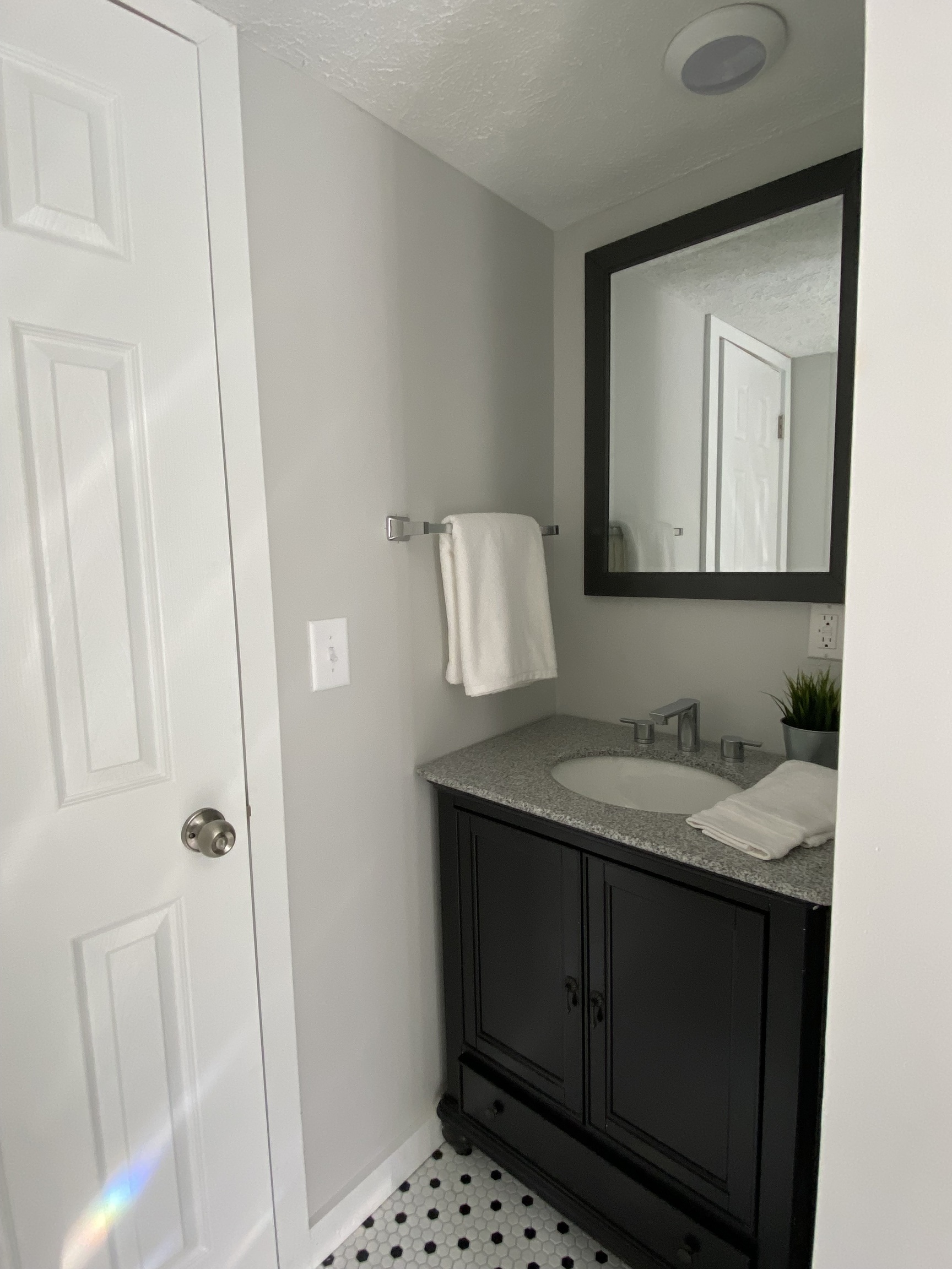 8435 Knapp Road Indianapolis, IN 46259 - Photo 46 of 73 Gallery Image 46