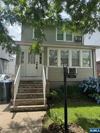 $4,100 | 11 Ayer Place, Rutherford, NJ 07070