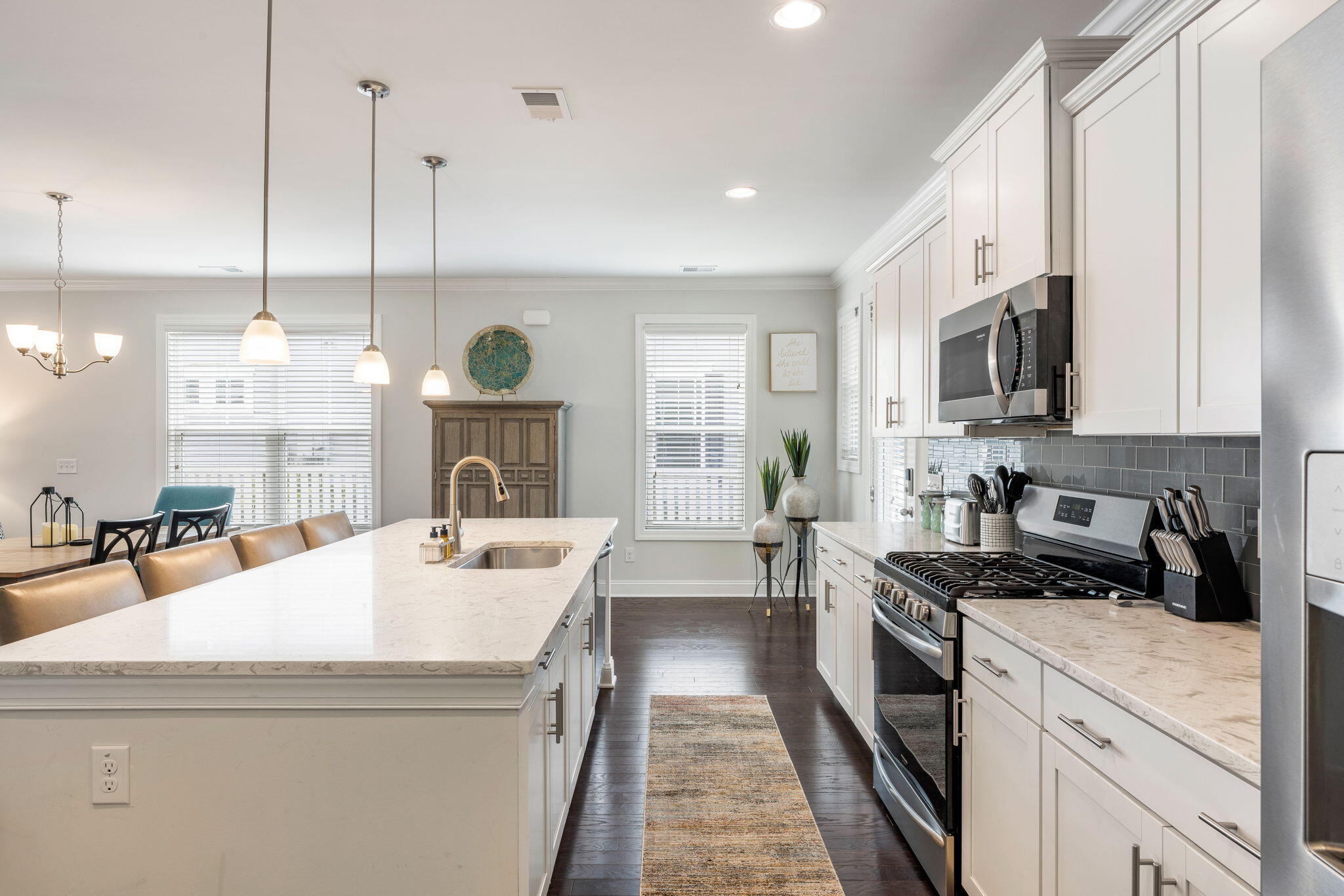 1588 Grey Marsh Road Mount Pleasant, SC 29466 - Photo 11 of 49 11 - Kitchen