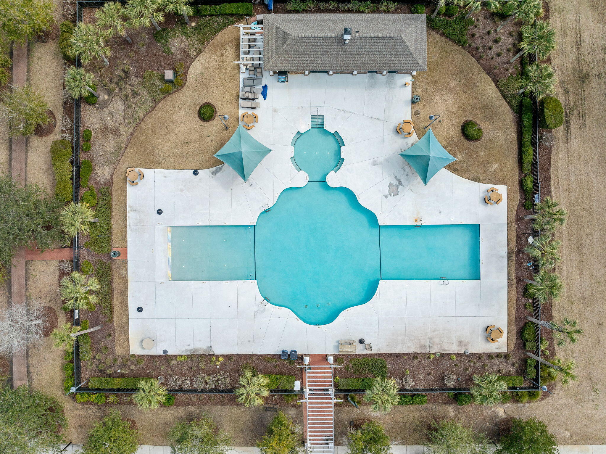 1588 Grey Marsh Road Mount Pleasant, SC 29466 - Photo 37 of 49 37 - Club Pool
