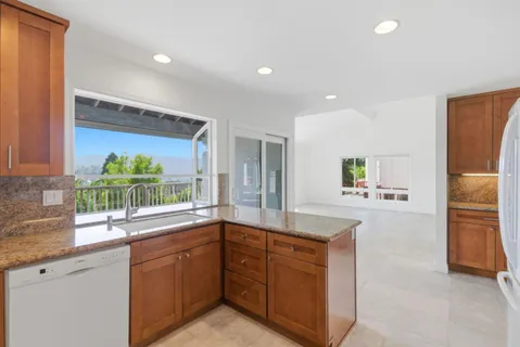 $2,599,000 | 1392 Bel Aire Road, San Mateo, CA 94402