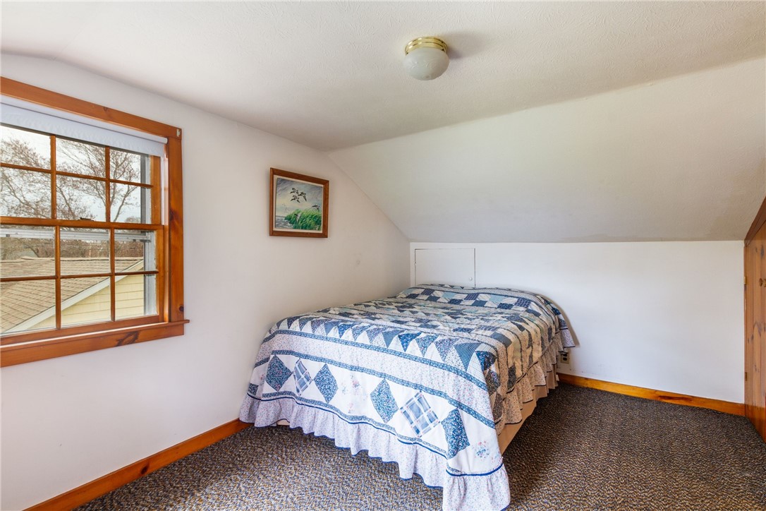 11 Eire Road Narragansett, RI 02882 - Photo 19 of 36