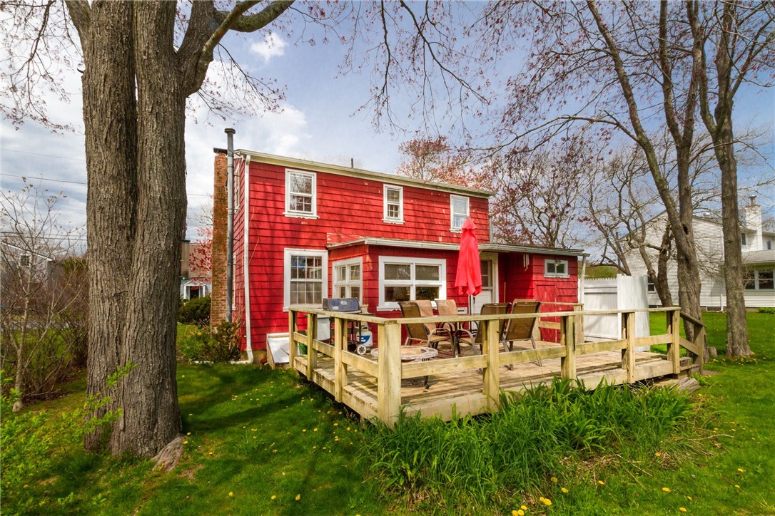 11 Eire Road Narragansett, RI 02882 - Photo 29 of 36