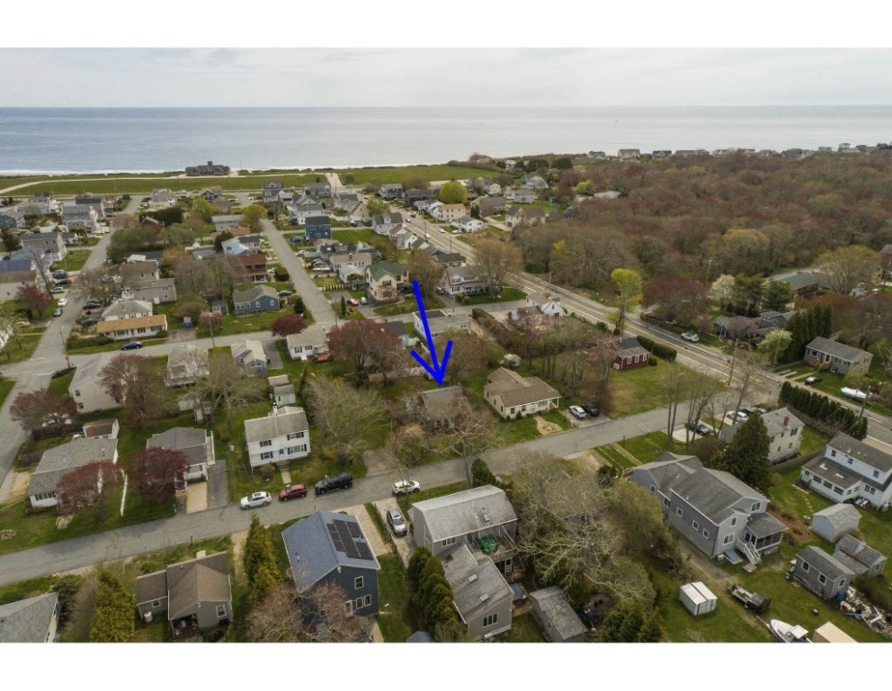11 Eire Road Narragansett, RI 02882 - Photo 3 of 36