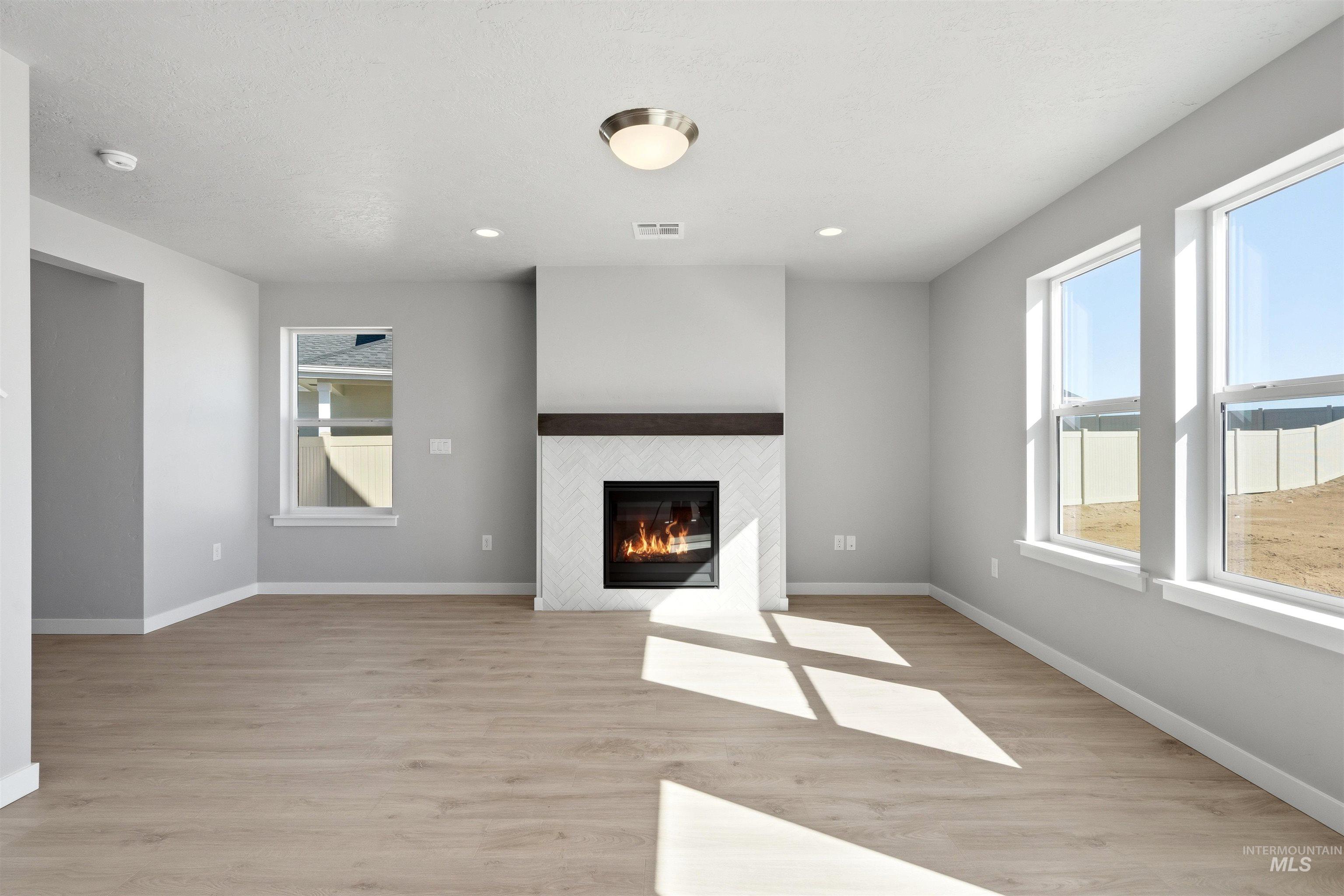 444 South Bobby Way Kuna, ID 83634 - Photo 12 of 33