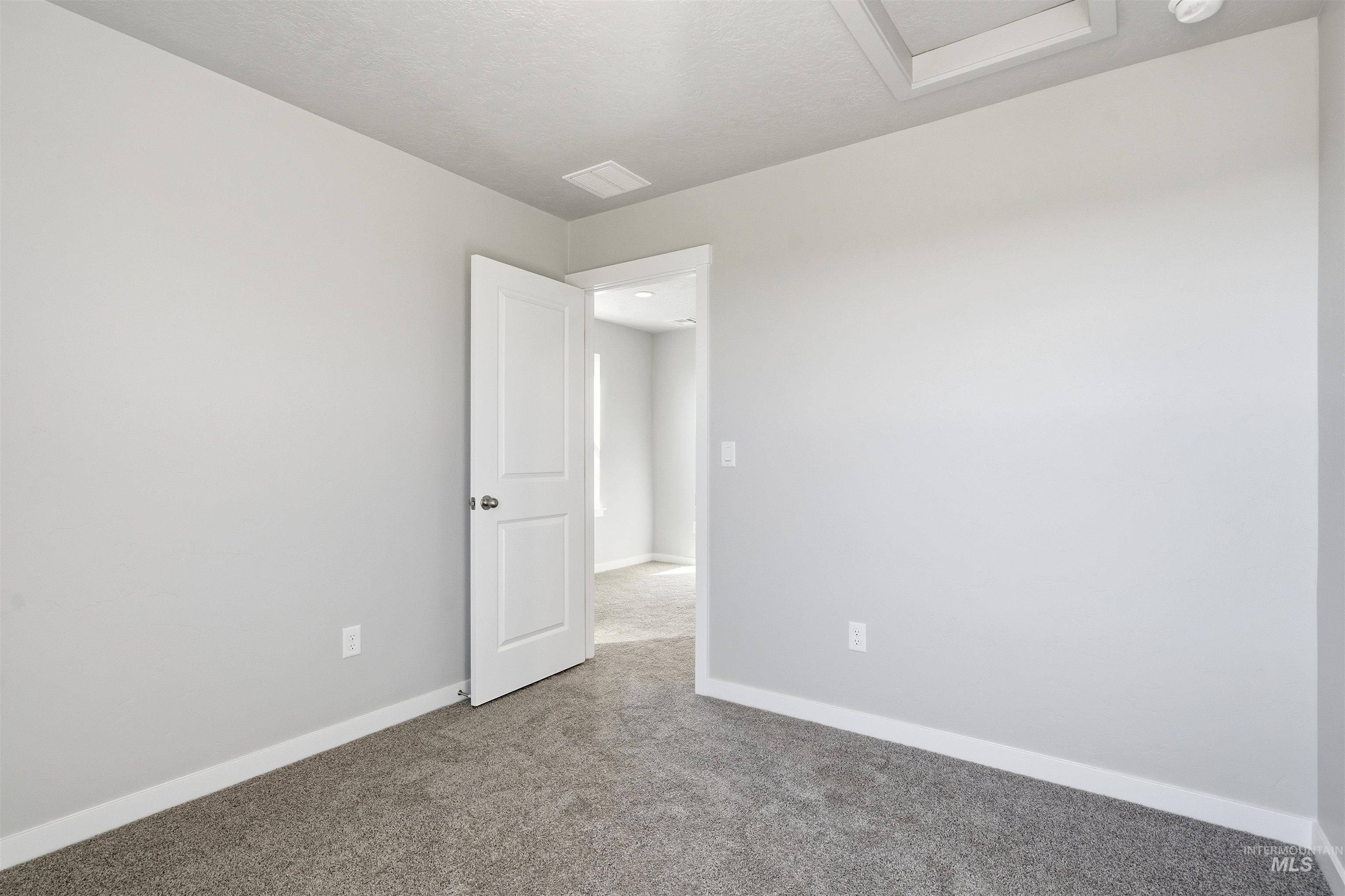 444 South Bobby Way Kuna, ID 83634 - Photo 25 of 33