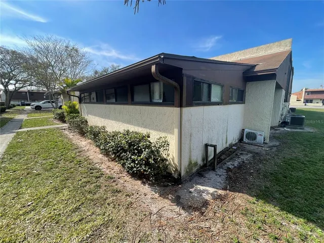 $131,200 | 1880 North Crystal Lake Drive, Unit 65, Lakeland, FL 33801