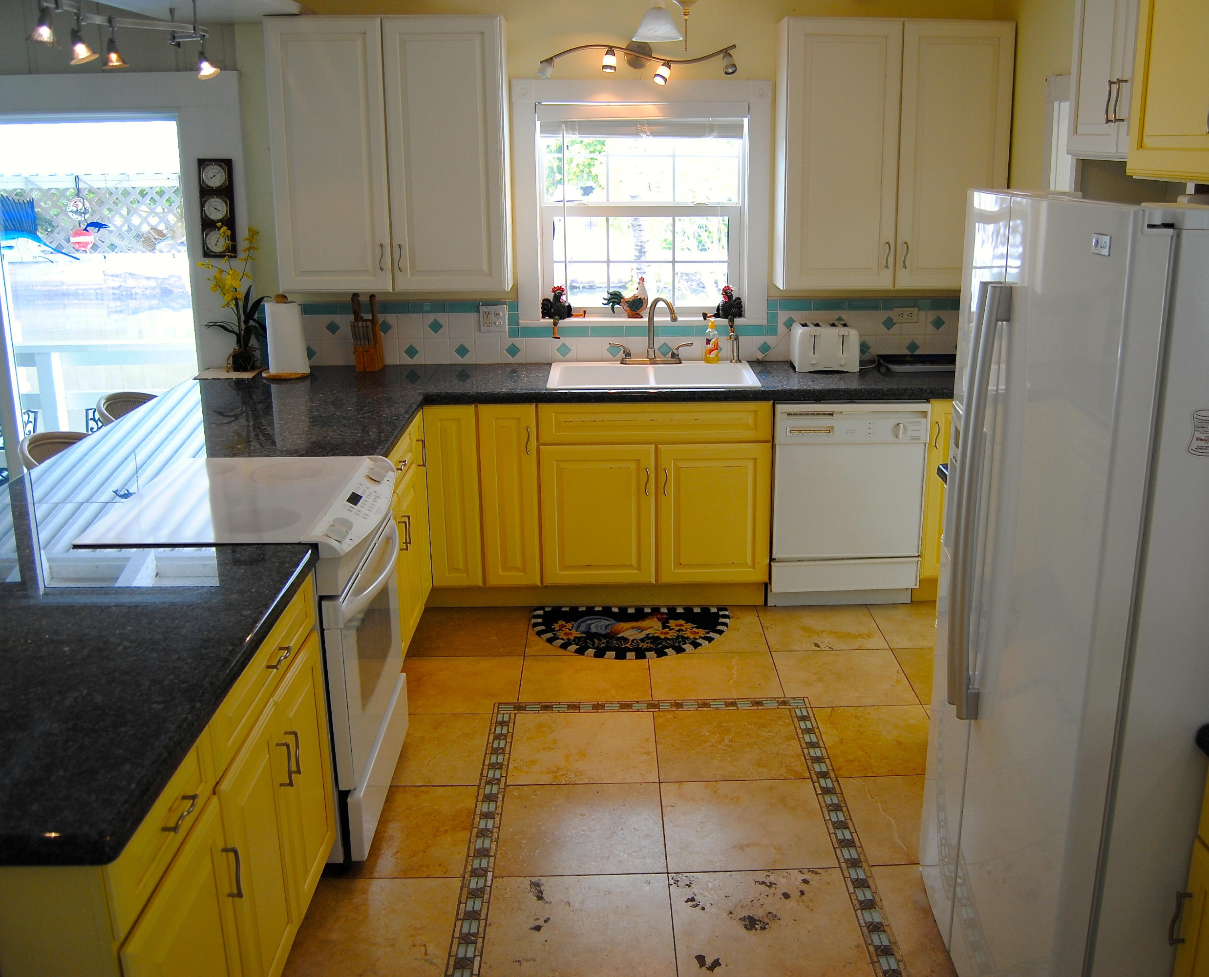 696 Sands Road Big Pine Key, FL 33043 - Photo 13 of 26 Kitchen