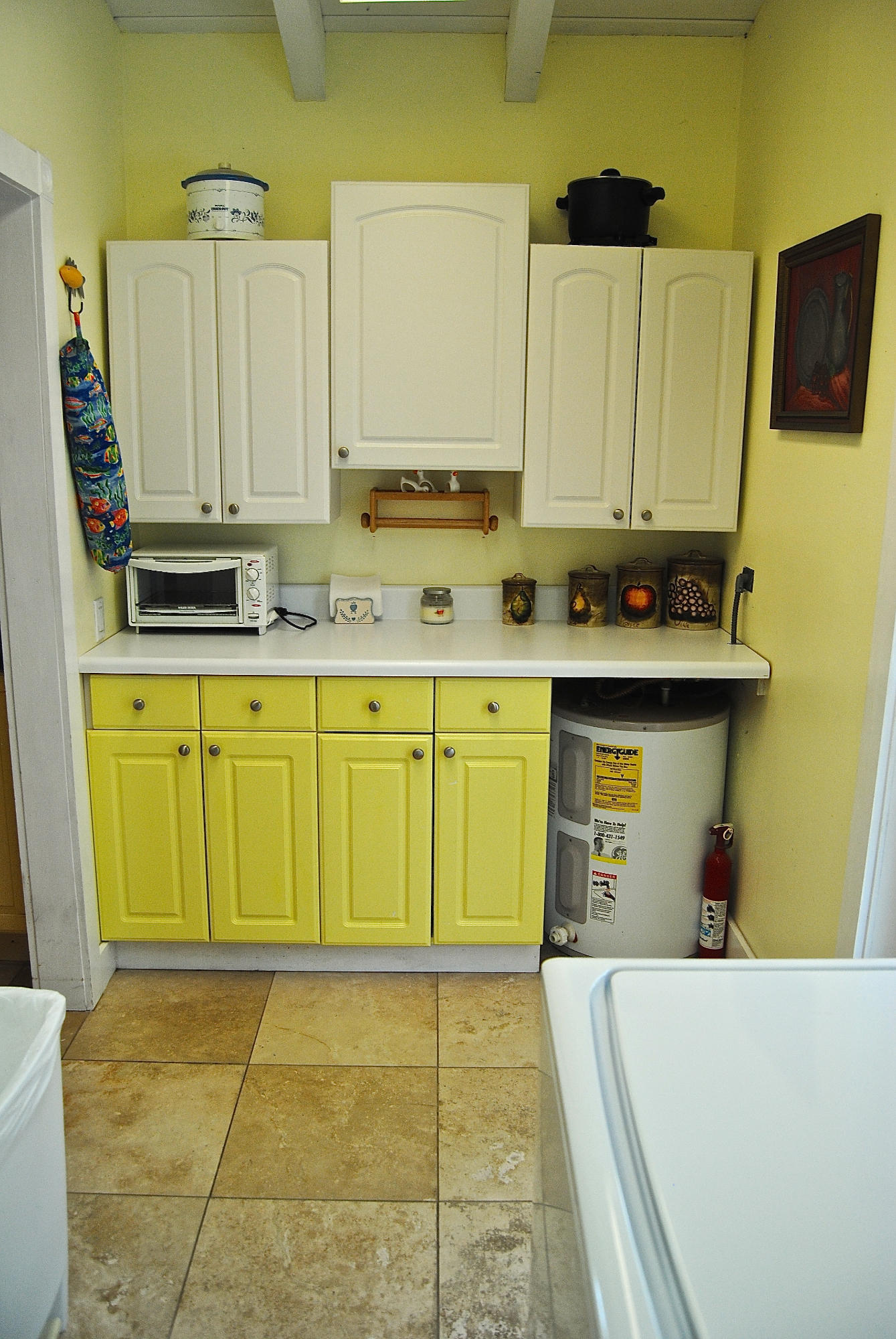 696 Sands Road Big Pine Key, FL 33043 - Photo 18 of 26 Laundry Room