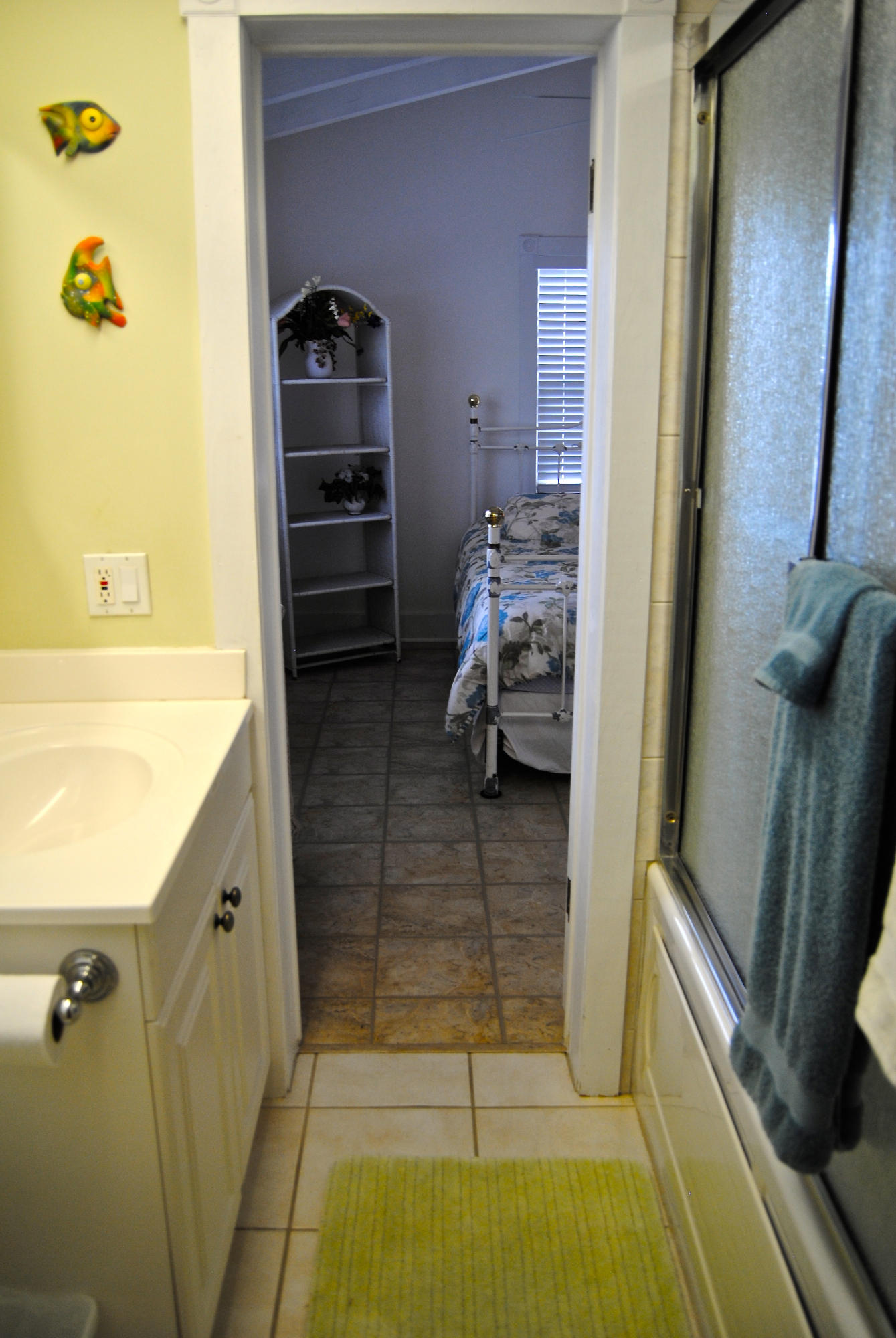 696 Sands Road Big Pine Key, FL 33043 - Photo 21 of 26 Guest Bathroom