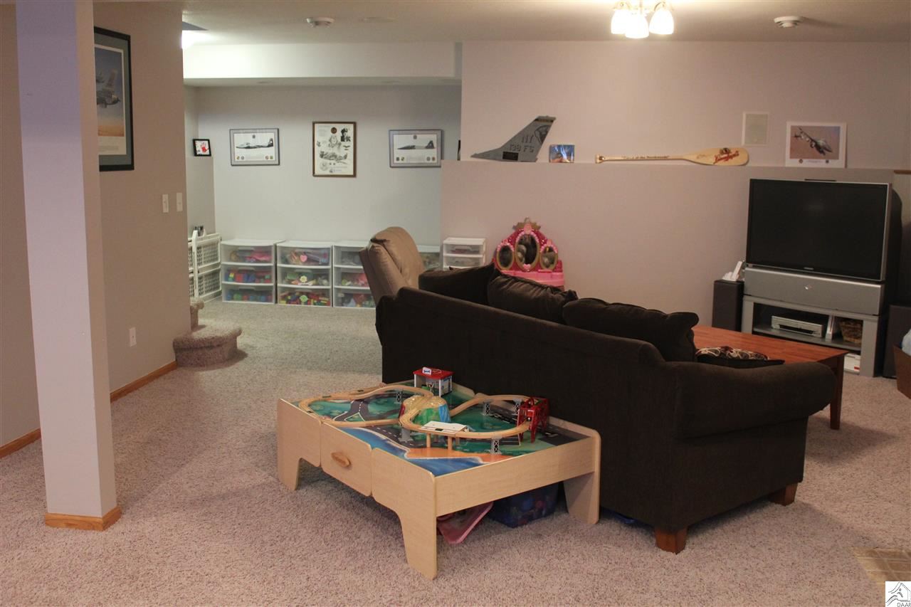 3978 Lavaque Road Hermantown, MN 55811 - Photo 7 of 17 Family Room
