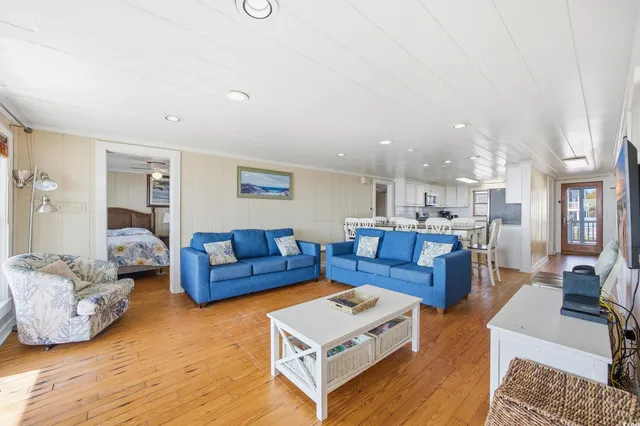 $2,500,000 | 2021 South Ocean Boulevard, North Myrtle Beach, SC 29582