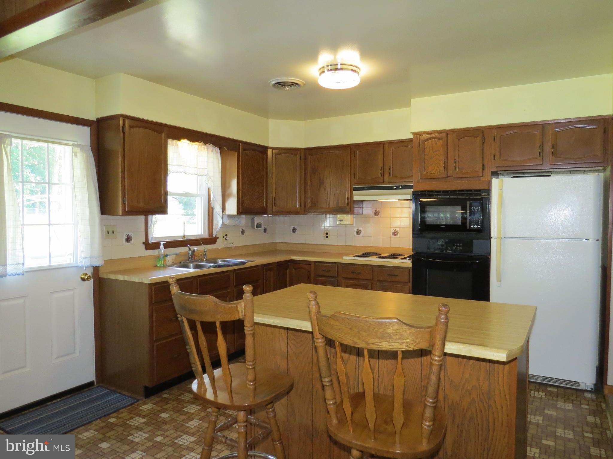 2949 Warehime Road Manchester, MD 21102 - Photo 4 of 38