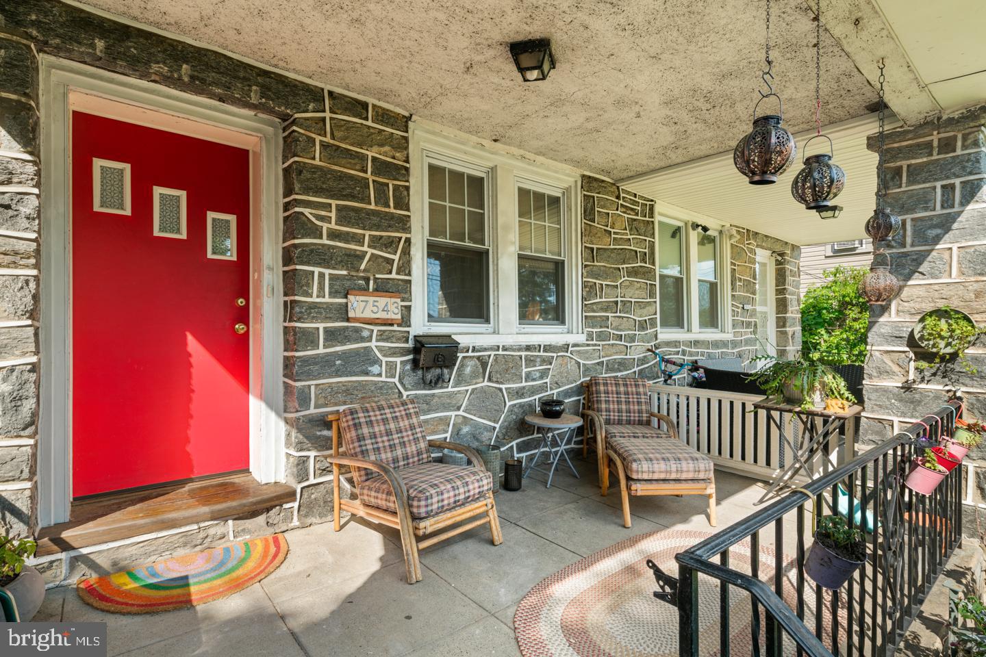 7543 Parkview Road Upper Darby, PA 19082 - Photo 3 of 34