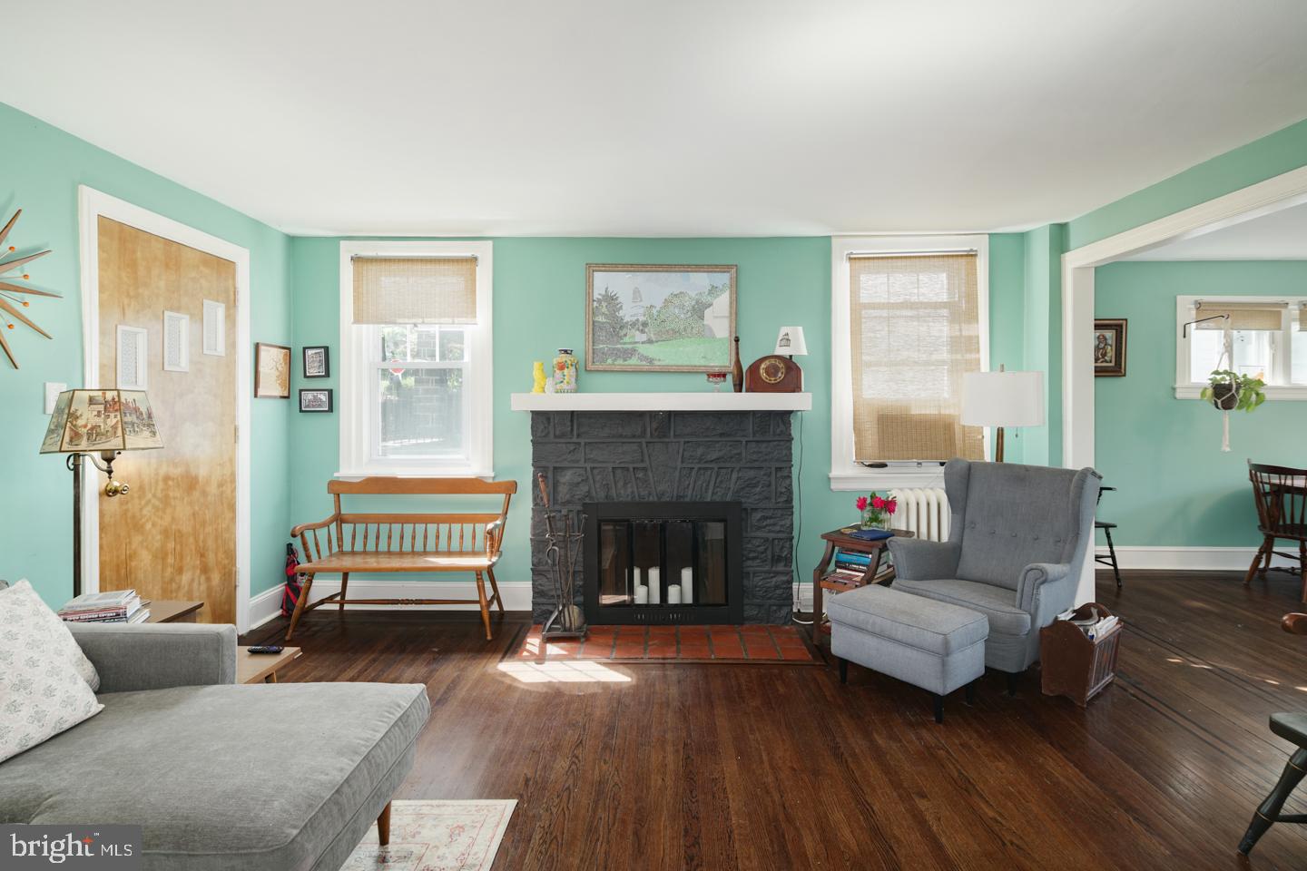 7543 Parkview Road Upper Darby, PA 19082 - Photo 8 of 34