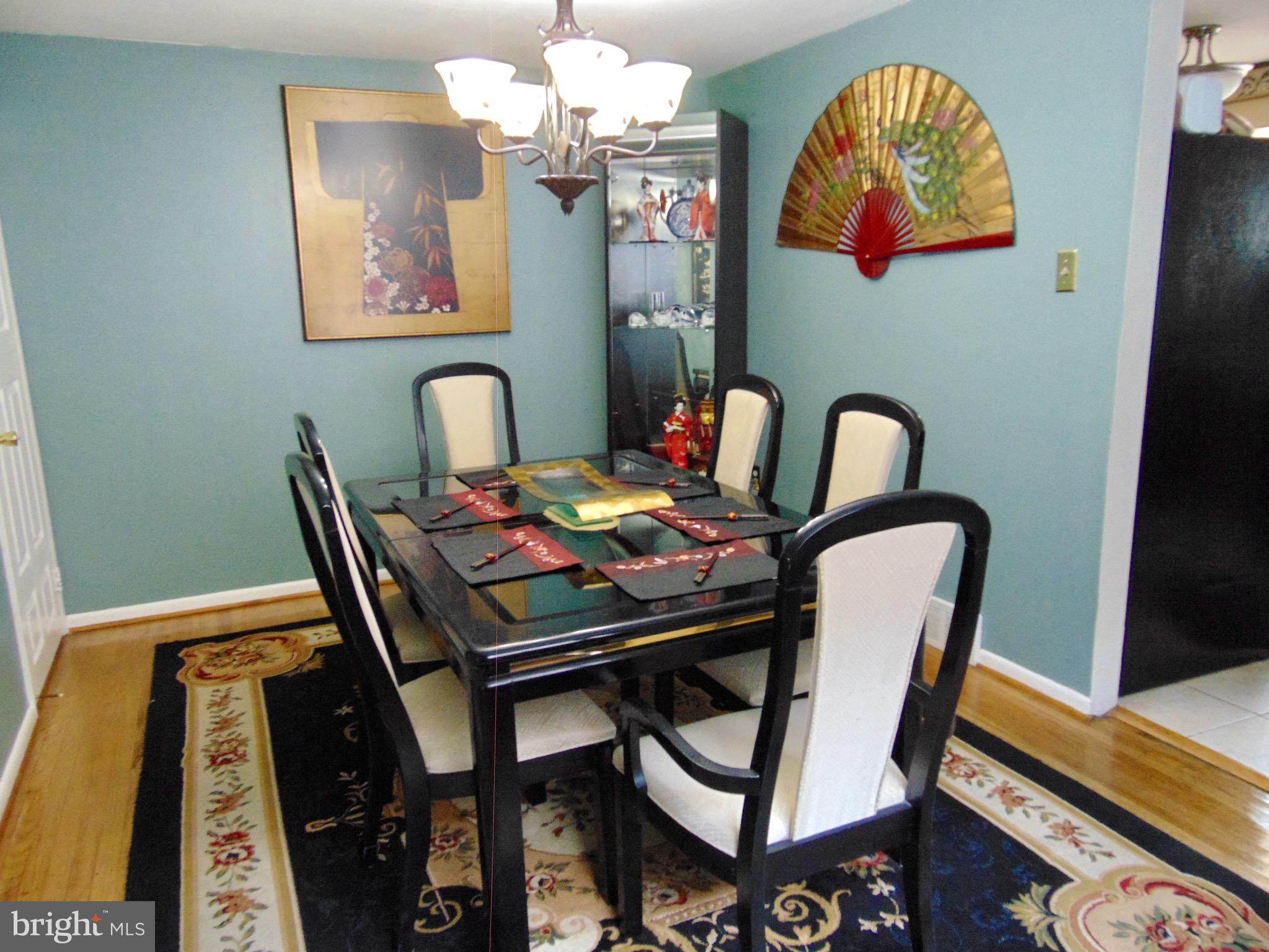 746 Selmer Road Philadelphia, PA 19116 - Photo 8 of 28 dining room