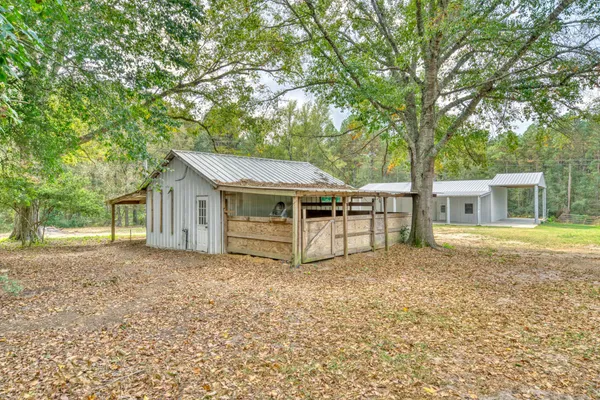 $699,000 | 23405 Martha Williams Road, Montgomery, TX 77356